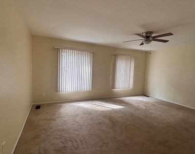 10242 Ridgeline Drive - Photo Thumbnail 15