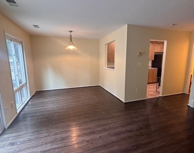 10242 Ridgeline Drive - Photo Thumbnail 12
