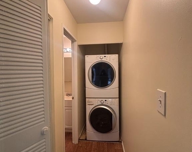 10242 Ridgeline Drive - Photo Thumbnail 24
