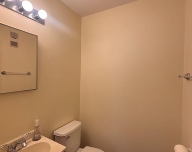 10242 Ridgeline Drive - Photo Thumbnail 9