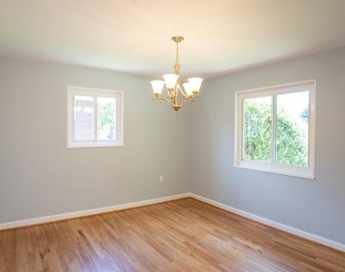 9228 E Parkhill Drive - Photo Thumbnail 4