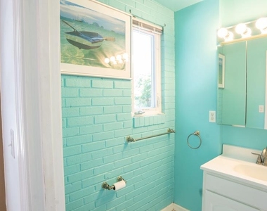 9228 E Parkhill Drive - Photo Thumbnail 19