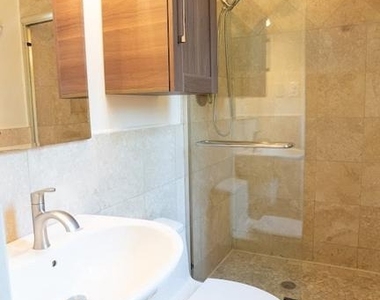 9228 E Parkhill Drive - Photo Thumbnail 8