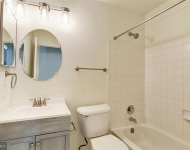 401 Suffield Drive - Photo Thumbnail 11