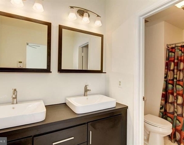 401 Suffield Drive - Photo Thumbnail 8