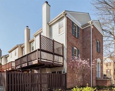 401 Suffield Drive - Photo Thumbnail 19