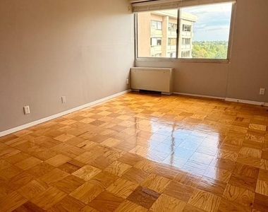 4515 Willard Avenue - Photo Thumbnail 8