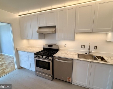 4515 Willard Avenue - Photo Thumbnail 1