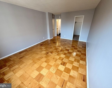 4515 Willard Avenue - Photo Thumbnail 9