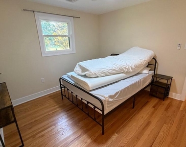 4244 Ten Oaks Road - Photo Thumbnail 11