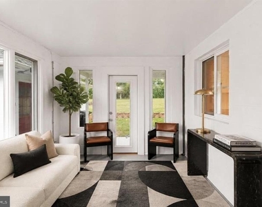 336 Catherine Street - Photo Thumbnail 11