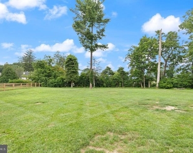 336 Catherine Street - Photo Thumbnail 24