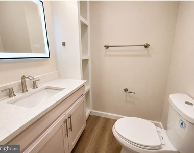 314 Franklin Street - Photo Thumbnail 4