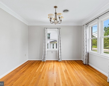 708 E Main Street - Photo Thumbnail 4
