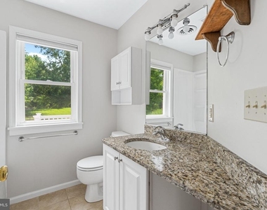 708 E Main Street - Photo Thumbnail 15