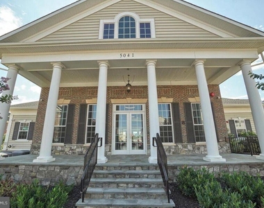 7155 Macon Street - Photo Thumbnail 40
