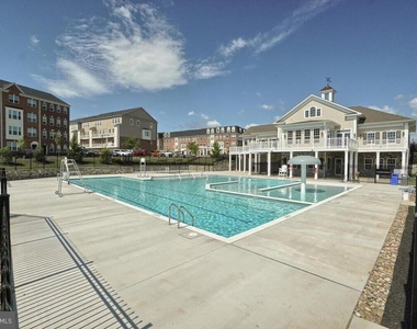7155 Macon Street - Photo Thumbnail 42
