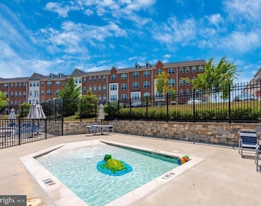 7155 Macon Street - Photo Thumbnail 47