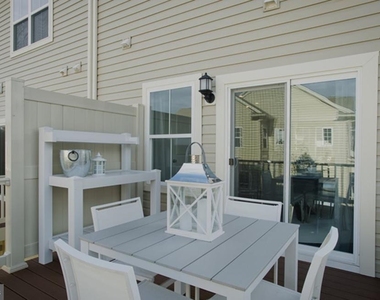 7155 Macon Street - Photo Thumbnail 9