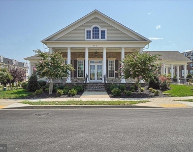 7155 Macon Street - Photo Thumbnail 39