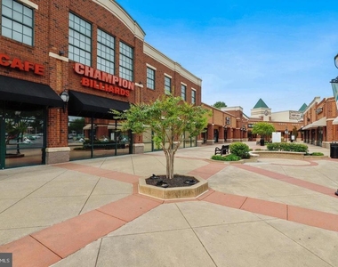 7155 Macon Street - Photo Thumbnail 29