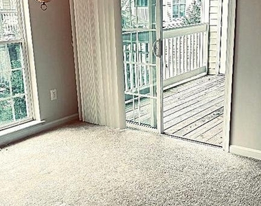 2508 Shelley Circle - Photo Thumbnail 9