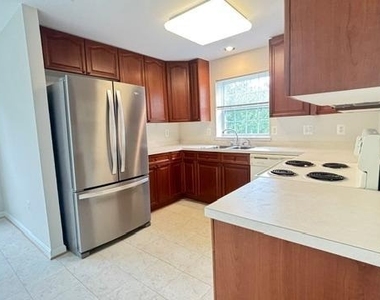 2508 Shelley Circle - Photo Thumbnail 12