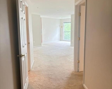 2508 Shelley Circle - Photo Thumbnail 4