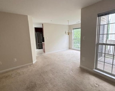 2508 Shelley Circle - Photo Thumbnail 6
