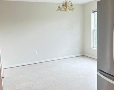 2508 Shelley Circle - Photo Thumbnail 13