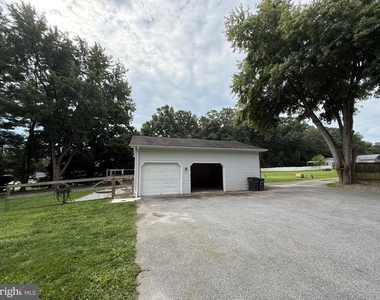 1707 Fairmount Road - Photo Thumbnail 4