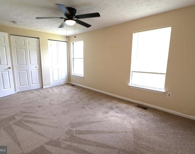 2086 Tanglewood Drive - Photo Thumbnail 8