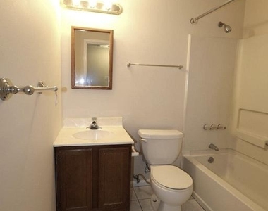 2086 Tanglewood Drive - Photo Thumbnail 12