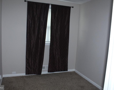 1807 Merritt Boulevard - Photo Thumbnail 15