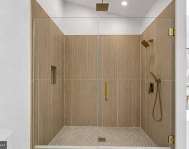 2318 Shaded Brook Drive - Photo Thumbnail 42