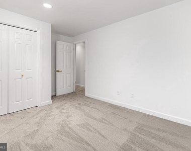 2318 Shaded Brook Drive - Photo Thumbnail 65