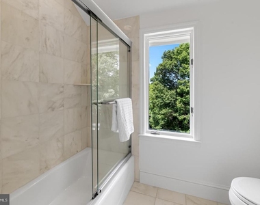 2318 Shaded Brook Drive - Photo Thumbnail 48