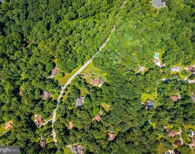 2318 Shaded Brook Drive - Photo Thumbnail 81