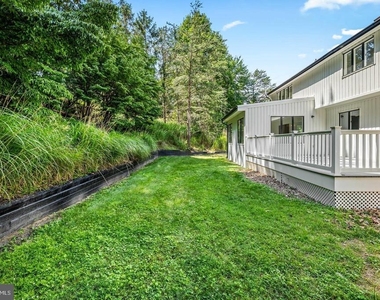 2318 Shaded Brook Drive - Photo Thumbnail 68