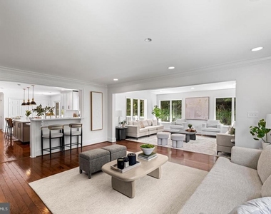 2318 Shaded Brook Drive - Photo Thumbnail 17