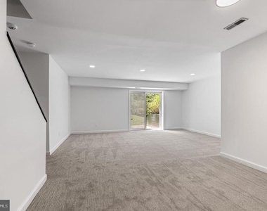2318 Shaded Brook Drive - Photo Thumbnail 58