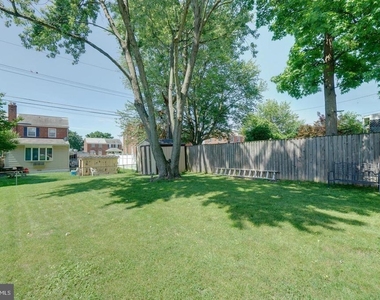 5113 Meridy Avenue - Photo Thumbnail 13