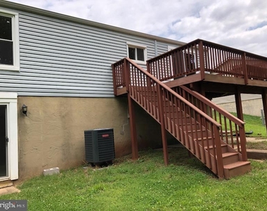 7313 Inwood Avenue - Photo Thumbnail 12