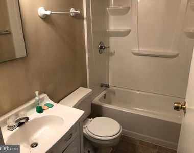 7313 Inwood Avenue - Photo Thumbnail 10