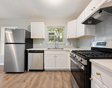 2303 Metcalfe Rd - Photo Thumbnail 10