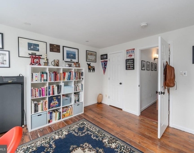 1005 Light Street - Photo Thumbnail 18