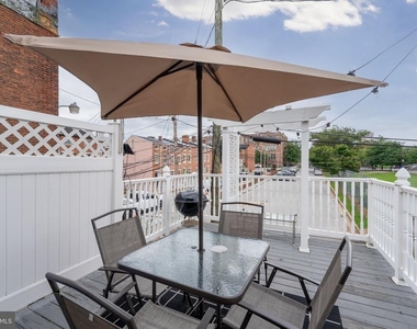 1005 Light Street - Photo Thumbnail 13