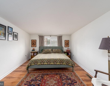1005 Light Street - Photo Thumbnail 23