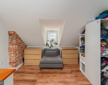 1005 Light Street - Photo Thumbnail 25