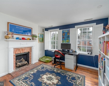 1005 Light Street - Photo Thumbnail 17